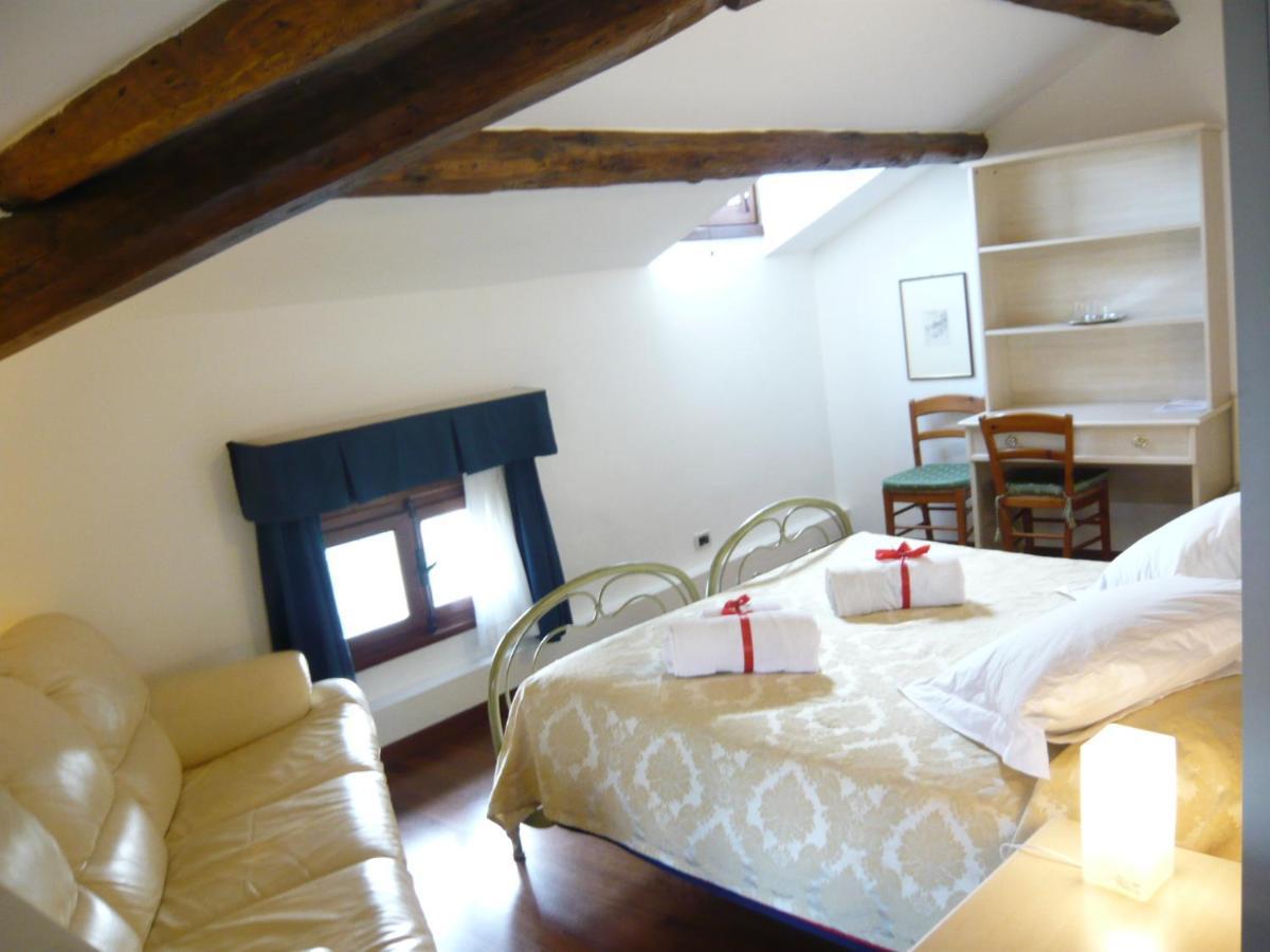 Villa Gabriella B&B - Apartments Венеция-Лидо Номер фото