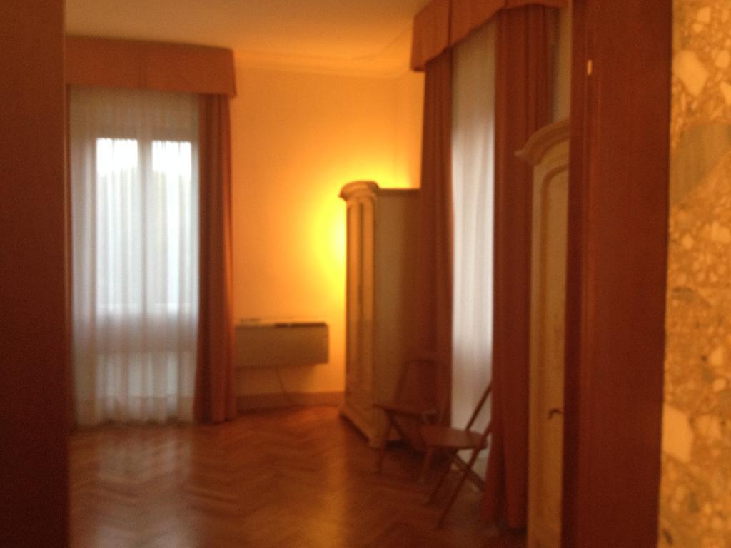 Villa Gabriella B&B - Apartments Венеция-Лидо Экстерьер фото